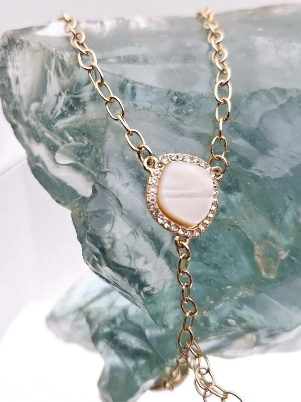 SUGARFIX GOLD TONE LARIAT NECKLACE